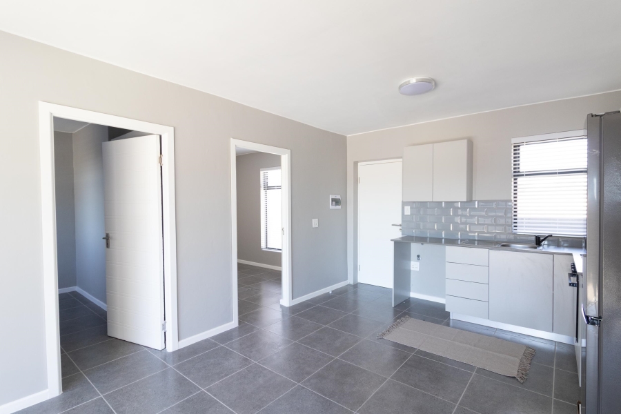 To Let 2 Bedroom Property for Rent in Olifantskop Western Cape